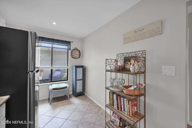 7701 BAYMEADOWS Circle W 1025, Jacksonville, FL 32256