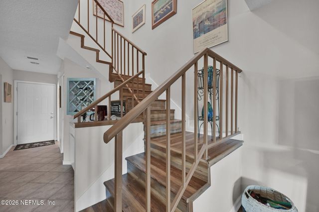 7701 BAYMEADOWS Circle W 1025, Jacksonville, FL 32256