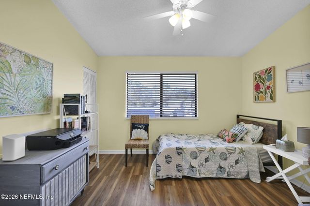 7701 BAYMEADOWS Circle W 1025, Jacksonville, FL 32256