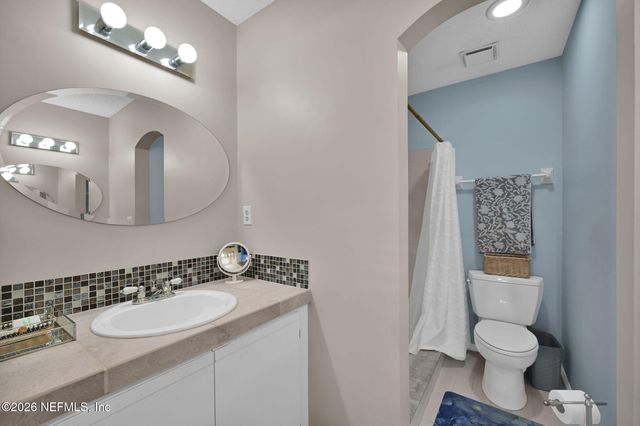 7701 BAYMEADOWS Circle W 1025, Jacksonville, FL 32256