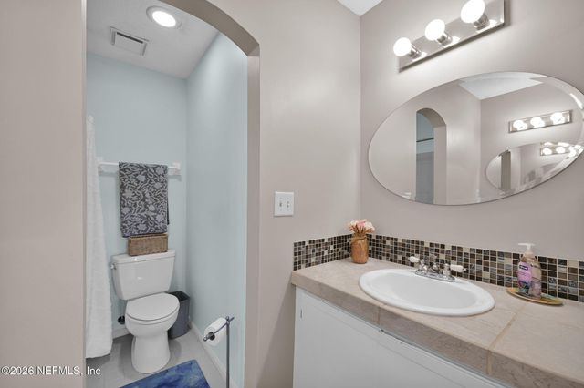 7701 BAYMEADOWS Circle W 1025, Jacksonville, FL 32256