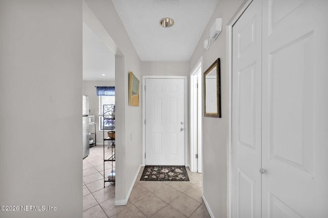 7701 BAYMEADOWS Circle W 1025, Jacksonville, FL 32256