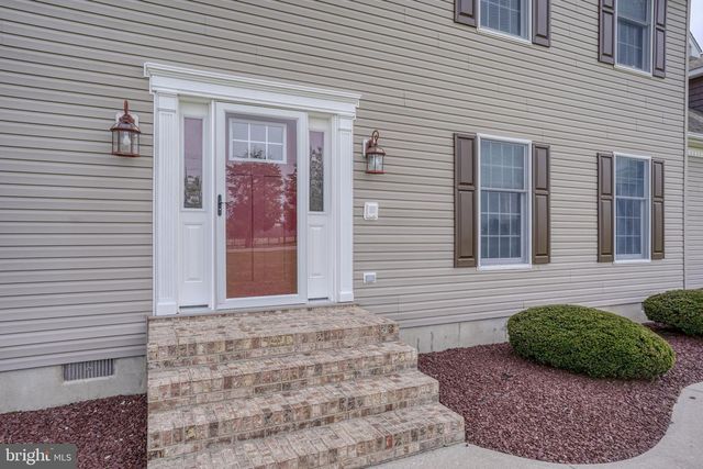 2392 HAZLETTVILLE RD, Dover, DE 19904