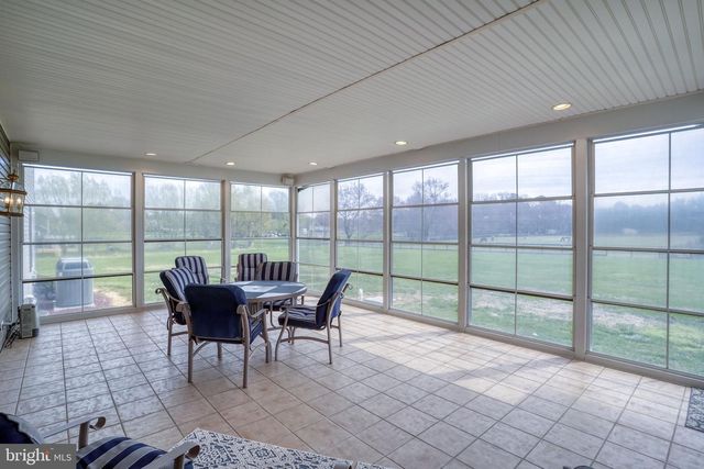 2392 HAZLETTVILLE RD, Dover, DE 19904