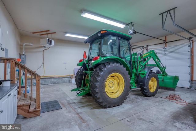 2392 HAZLETTVILLE RD, Dover, DE 19904