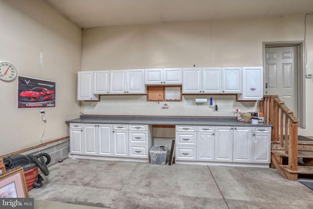 2392 HAZLETTVILLE RD, Dover, DE 19904