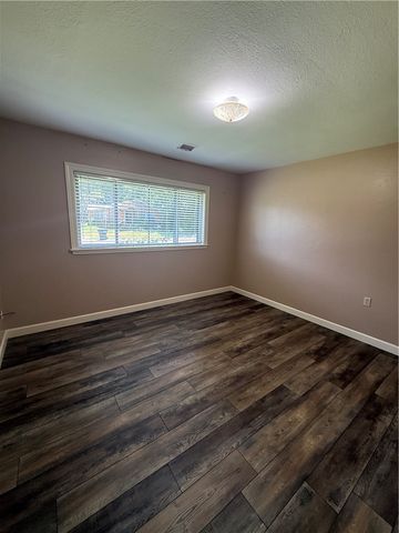 504 W 19th Street, Russellville, AR 72801