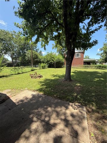 504 W 19th Street, Russellville, AR 72801