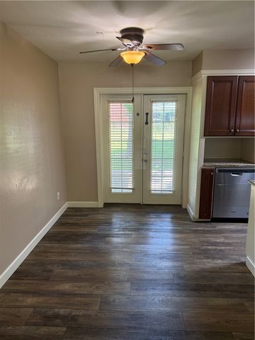 504 W 19th Street, Russellville, AR 72801
