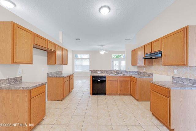 4423 JACKSON HOLE Court, Jacksonville, FL 32210