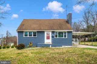 8300 LARCHWOOD ST, Hyattsville, MD 20784