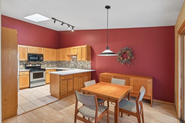 4249 Boulder Ridge Point, Eagan, MN 55122