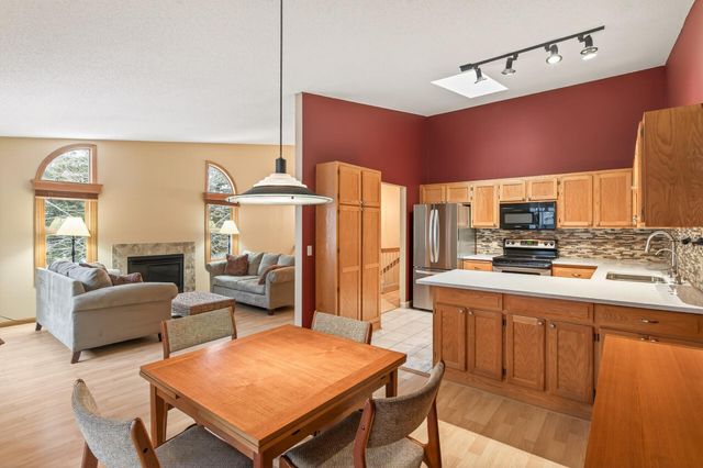 4249 Boulder Ridge Point, Eagan, MN 55122