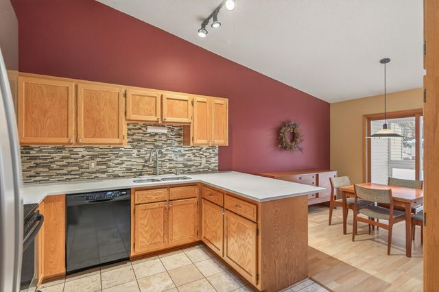 4249 Boulder Ridge Point, Eagan, MN 55122
