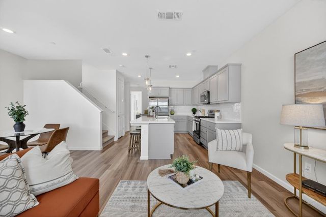 4363 GARONNE Walk, Sacramento, CA 95834