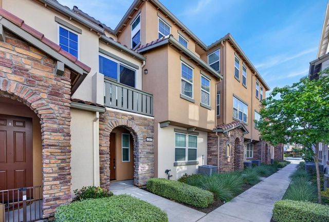 4363 GARONNE Walk, Sacramento, CA 95834