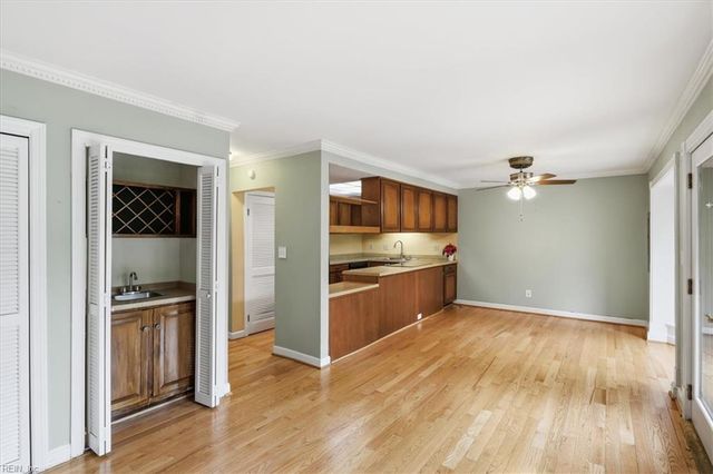 1221 Botetourt GDNS, Norfolk, VA 23517