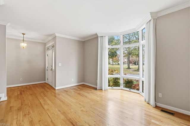 1221 Botetourt GDNS, Norfolk, VA 23517