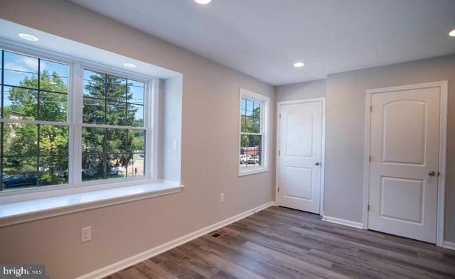 31 W DUCK ST, Front Royal, VA 22630