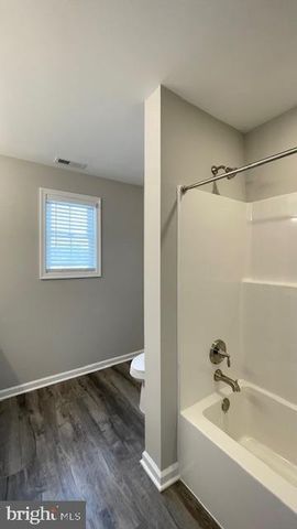 31 W DUCK ST, Front Royal, VA 22630