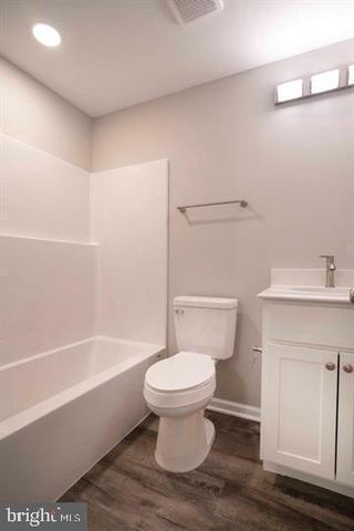 31 W DUCK ST, Front Royal, VA 22630