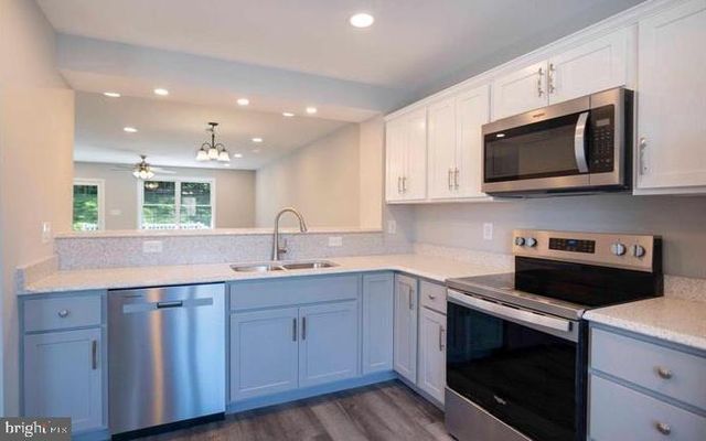 31 W DUCK ST, Front Royal, VA 22630