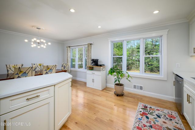 600 Oakwood Avenue, Jackson, NJ 08527