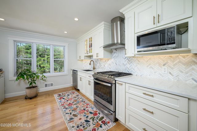 600 Oakwood Avenue, Jackson, NJ 08527