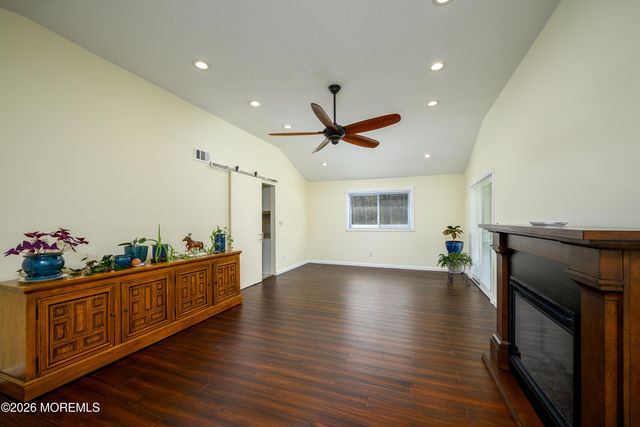 600 Oakwood Avenue, Jackson, NJ 08527