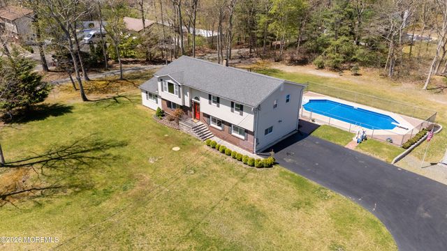 600 Oakwood Avenue, Jackson, NJ 08527
