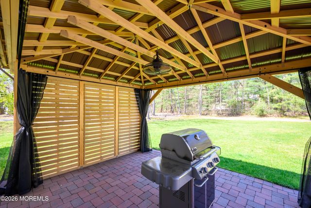 600 Oakwood Avenue, Jackson, NJ 08527