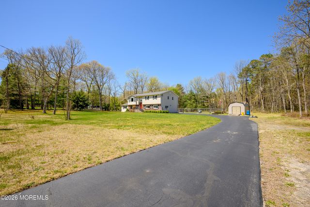 600 Oakwood Avenue, Jackson, NJ 08527