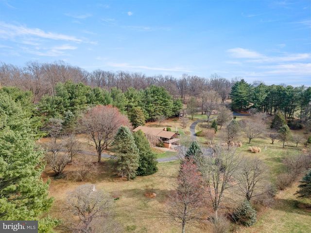 234 HOPEWELL RD, Clear Brook, VA 22624