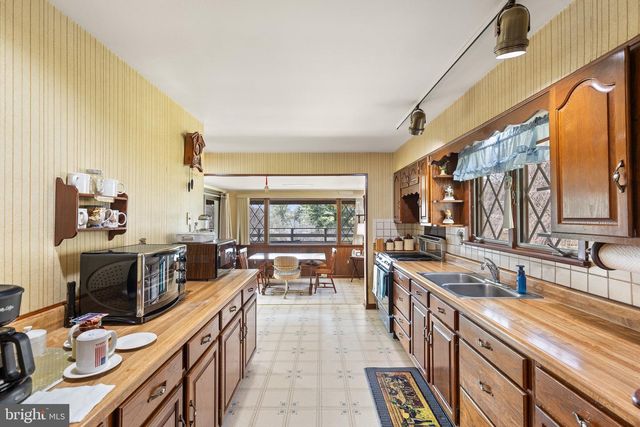 234 HOPEWELL RD, Clear Brook, VA 22624