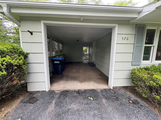 570 Marsh Rd Road, Pittsford, NY 14534