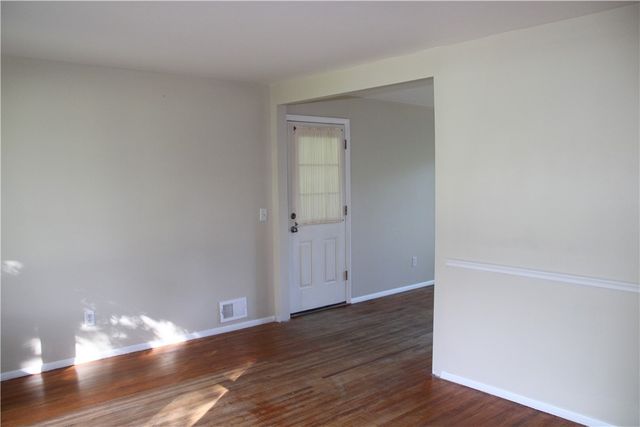 570 Marsh Rd Road, Pittsford, NY 14534