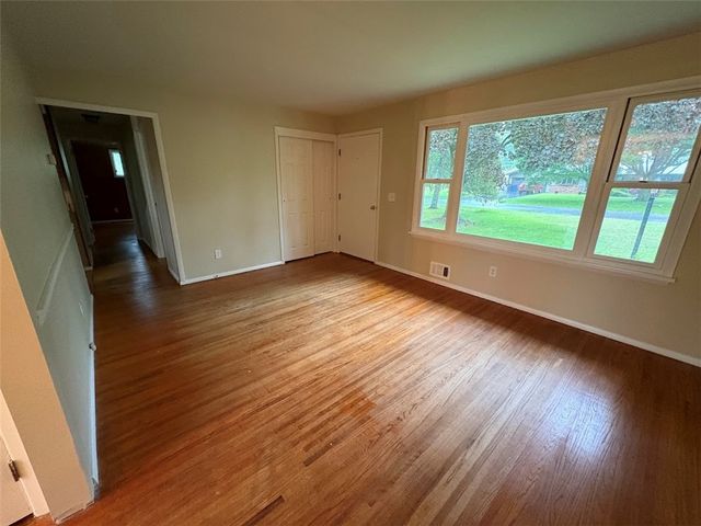 570 Marsh Rd Road, Pittsford, NY 14534