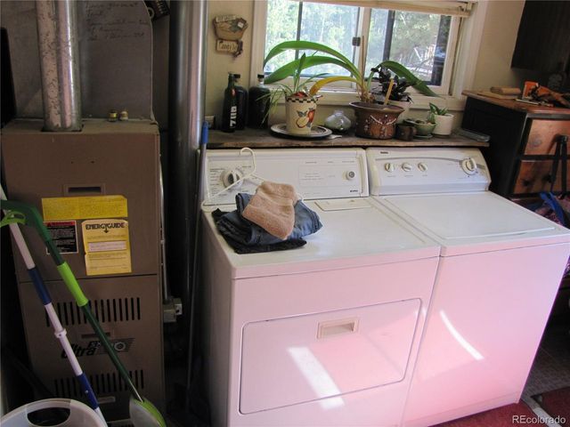 1087 Pulver Rd, Lake George, CO 80827