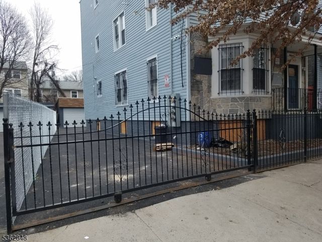 69 N 13Th St, Newark City, NJ 07107