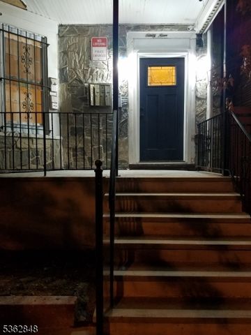 69 N 13Th St, Newark City, NJ 07107
