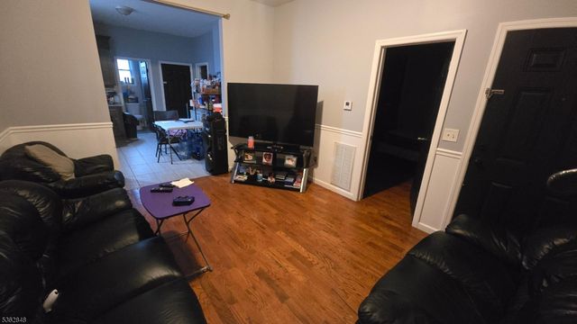 69 N 13Th St, Newark City, NJ 07107