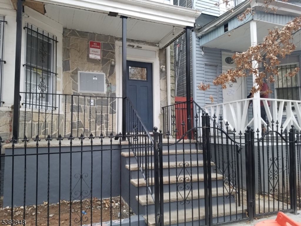 69 N 13Th St, Newark City, NJ 07107