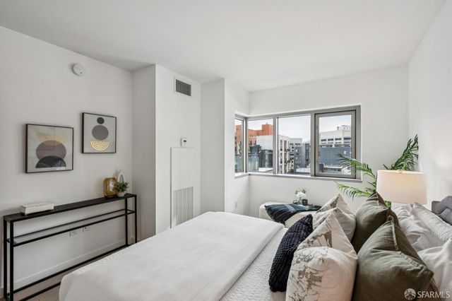 333 1st Street 901, San Francisco, CA 94105