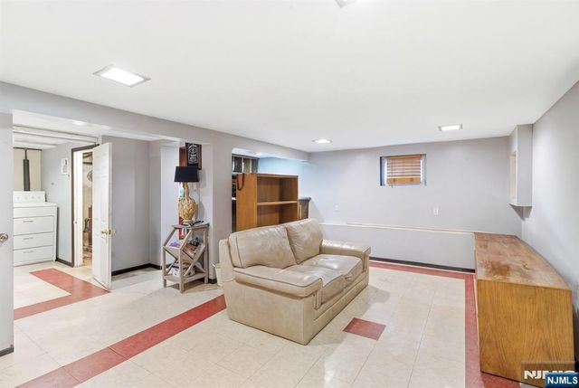 1985 Ostwood Terrace, Union, NJ 07083