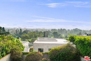 1770 Bryn Mawr Avenue, Santa Monica, CA 90405