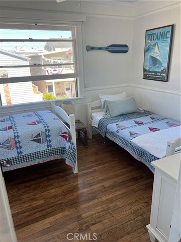 227 Apolena Avenue, Newport Beach, CA 92662