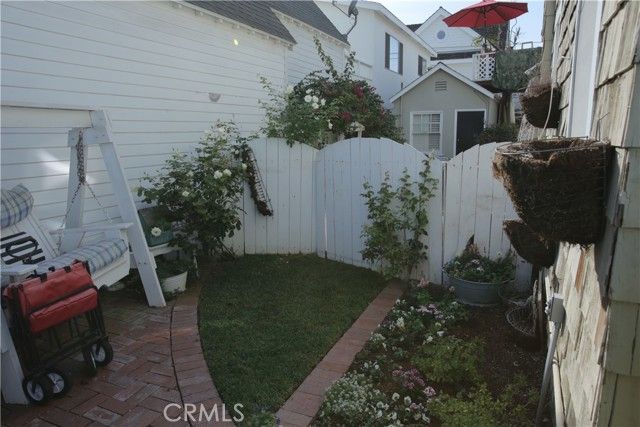 227 Apolena Avenue, Newport Beach, CA 92662