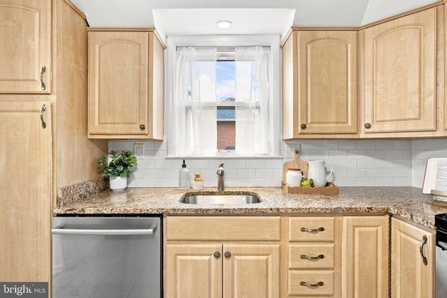 567 BROOK RD, Baltimore, MD 21286