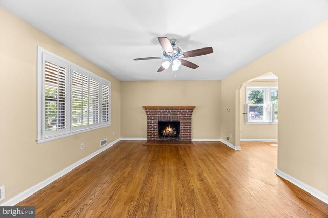 567 BROOK RD, Baltimore, MD 21286
