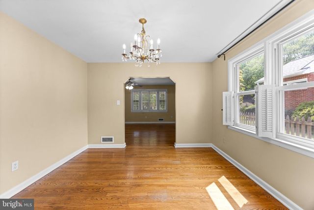 567 BROOK RD, Baltimore, MD 21286